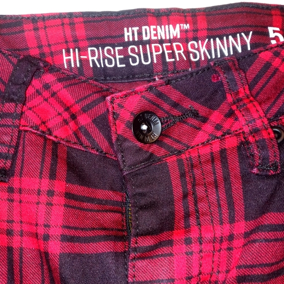 Hi-Rise Super Skinny Red And Black Plaid Jeans Sz 5 - Picture 5 of 6